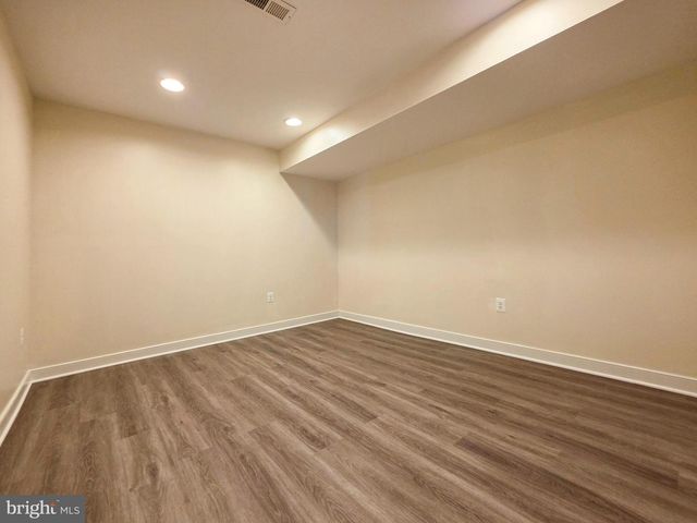 3300 BROKER LN, Woodbridge, VA 22193