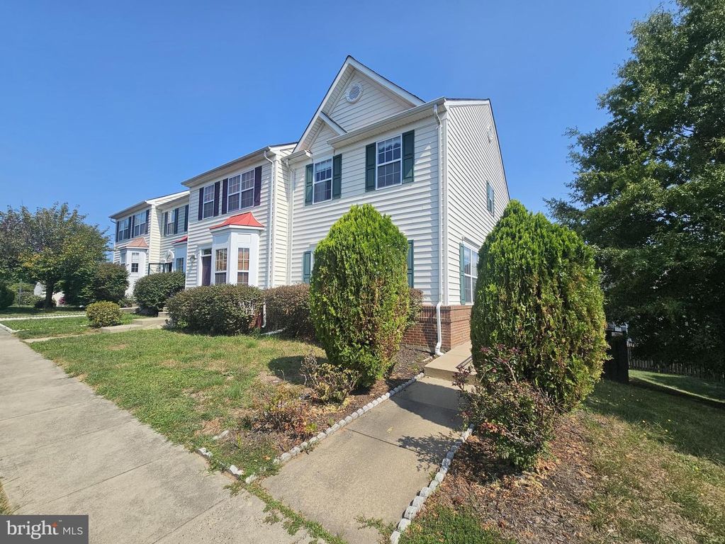 3300 BROKER LN, Woodbridge, VA 22193