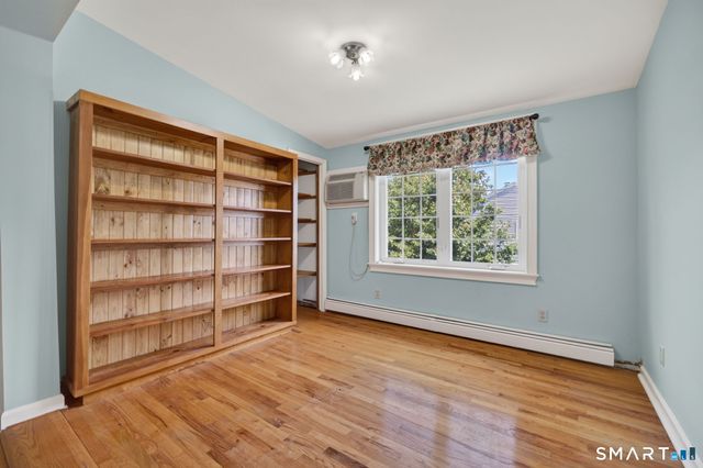 23 Oregon Avenue, East Haven, CT 06512