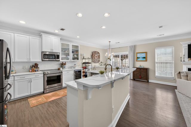 301 Cypress Hill Court, Simpsonville, SC 29681