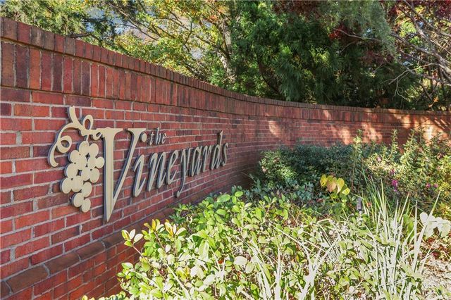 3712 Vineyards Lake NW Circle U2, Kennesaw, GA 30144