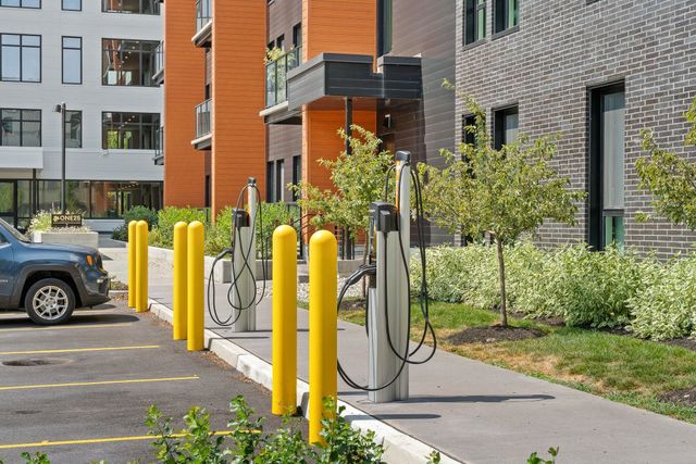 125 Cambrian Way Unit 619, Burlington, VT 05401