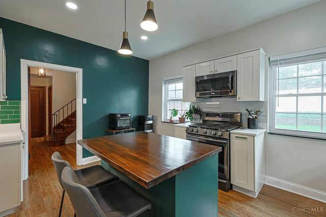 2003 Crane Avenue, Cincinnati, OH 45207