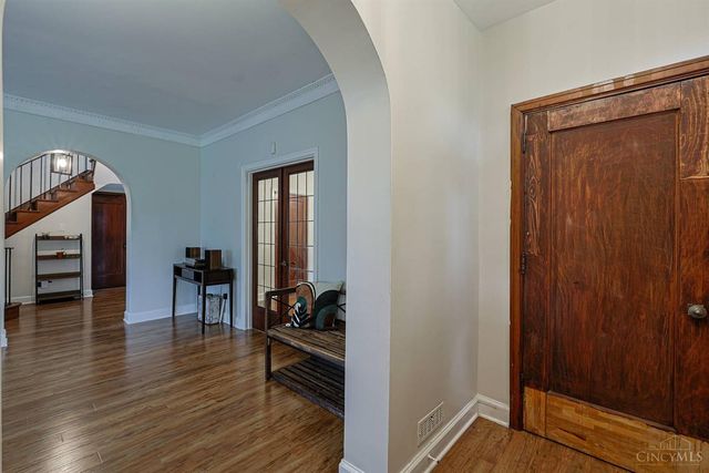2003 Crane Avenue, Cincinnati, OH 45207
