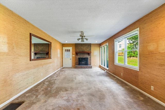 205 Mountain View Drive, Dalton, GA 30721