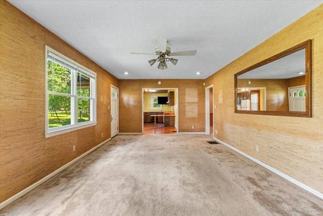 205 Mountain View Drive, Dalton, GA 30721