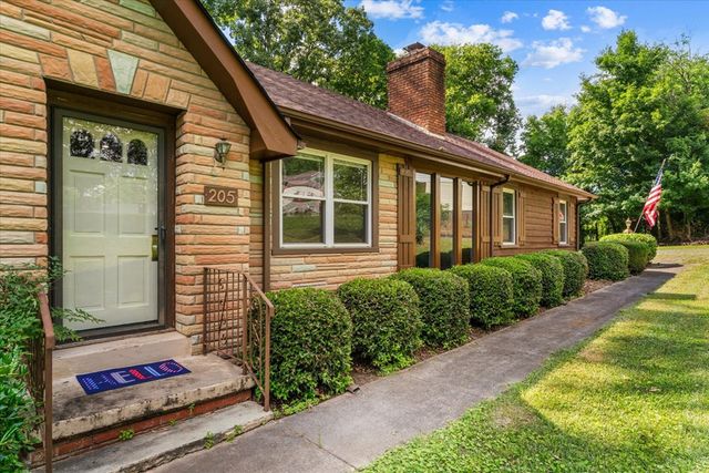 205 Mountain View Drive, Dalton, GA 30721