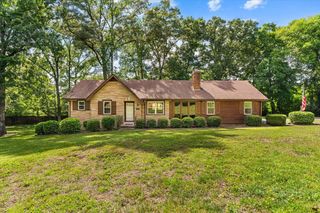 205 Mountain View Drive, Dalton, GA 30721