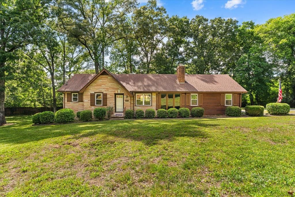 205 Mountain View Drive, Dalton, GA 30721