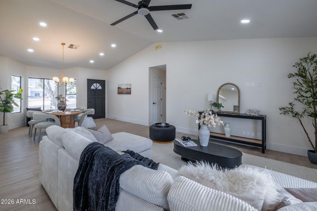 4927 E DOWNING Street, Mesa, AZ 85205