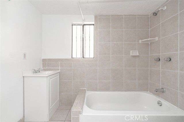 2677 Roseview Avenue, Los Angeles, CA 90065