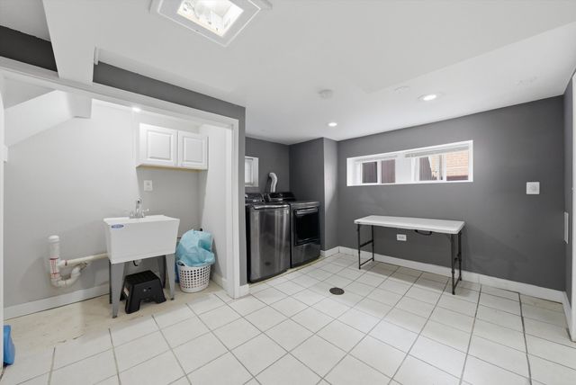 3626 S 56th Court, Cicero, IL 60804