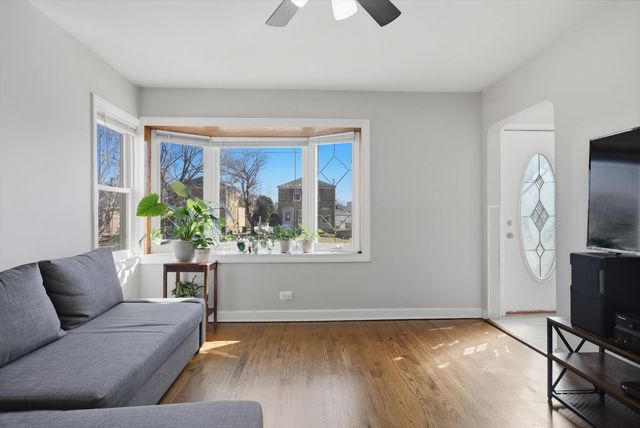 3626 S 56th Court, Cicero, IL 60804