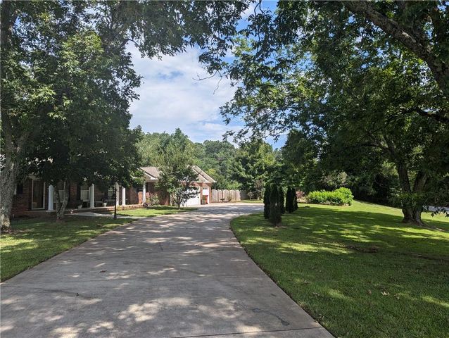 254 County Line Road, Fayetteville, GA 30215