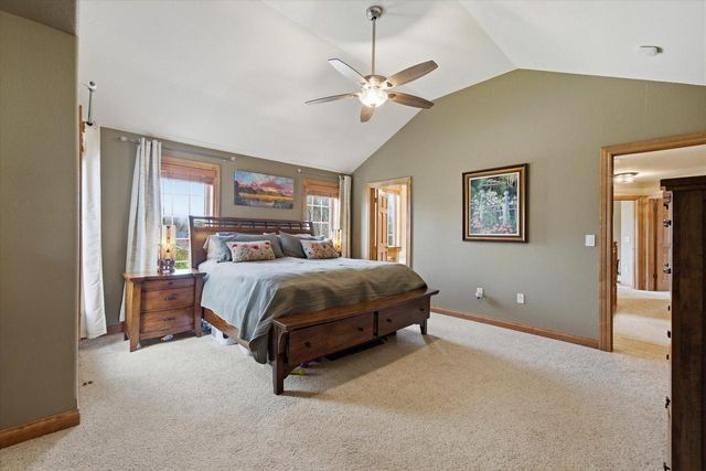 439 Brockway DRIVE, Mukwonago, WI 53149