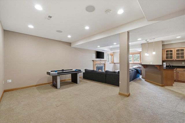 439 Brockway DRIVE, Mukwonago, WI 53149