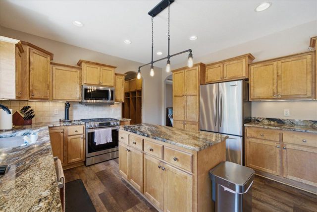 439 Brockway DRIVE, Mukwonago, WI 53149