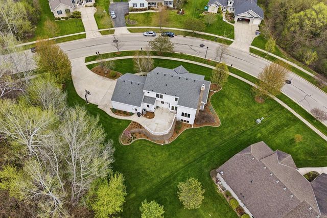 439 Brockway DRIVE, Mukwonago, WI 53149