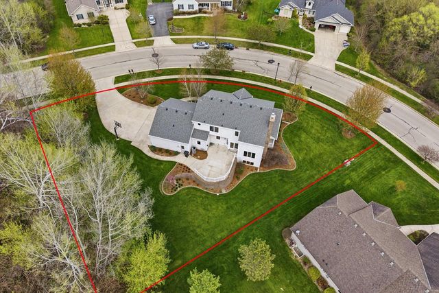 439 Brockway DRIVE, Mukwonago, WI 53149