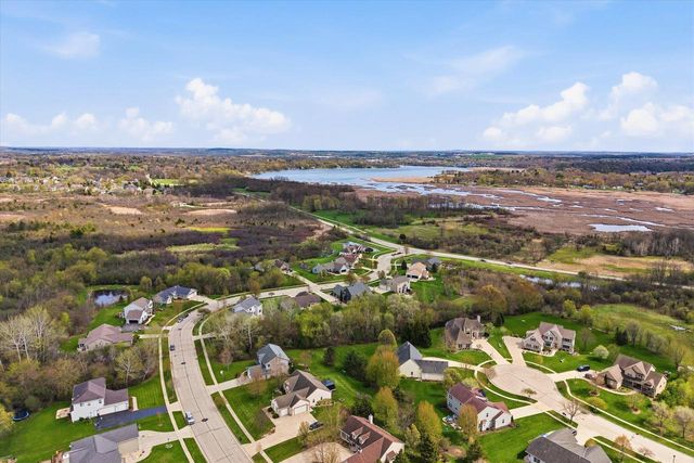 439 Brockway DRIVE, Mukwonago, WI 53149