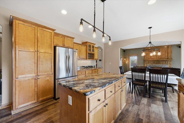 439 Brockway DRIVE, Mukwonago, WI 53149