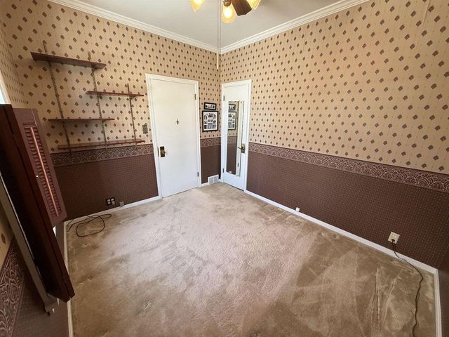 1439 10TH STREET, Marinette, WI 54143