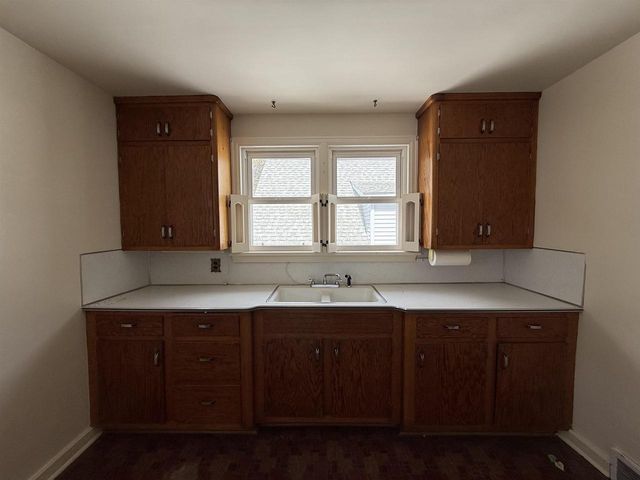 1439 10TH STREET, Marinette, WI 54143