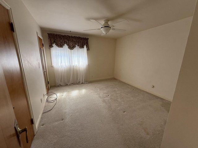 1439 10TH STREET, Marinette, WI 54143