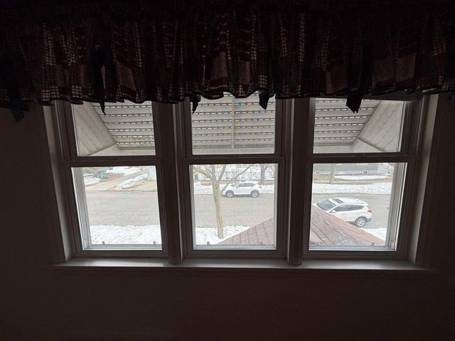 1439 10TH STREET, Marinette, WI 54143