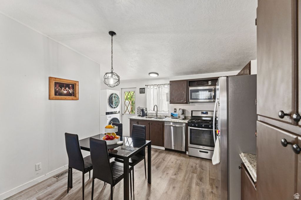 Image 3 of property listing at 255 N 1600 W #103, Provo, UT 84601