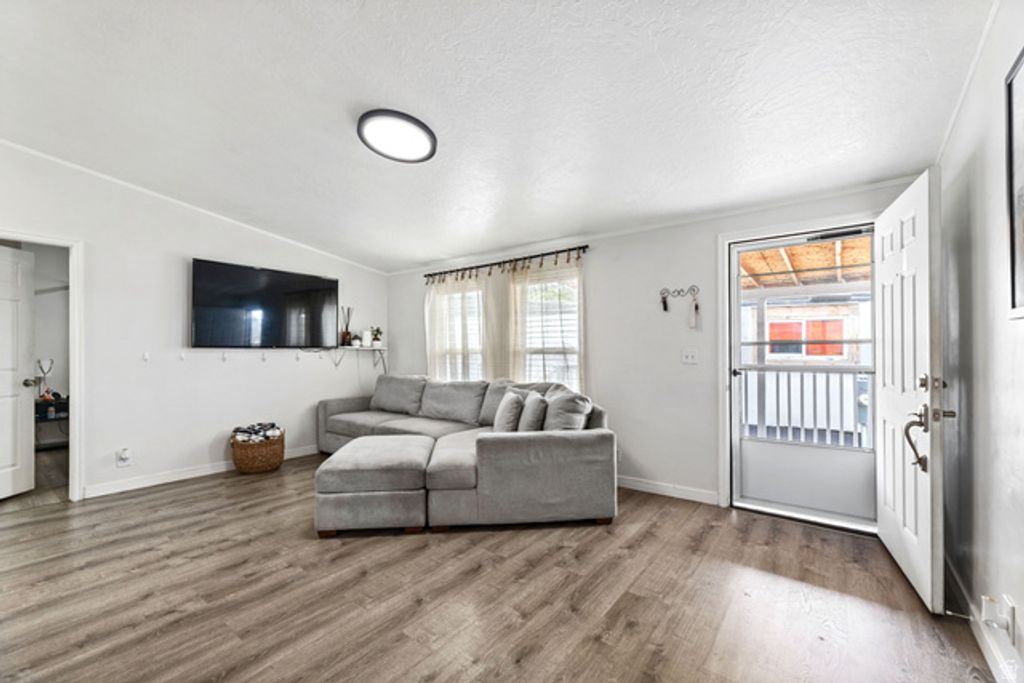 Image 6 of property listing at 255 N 1600 W #103, Provo, UT 84601