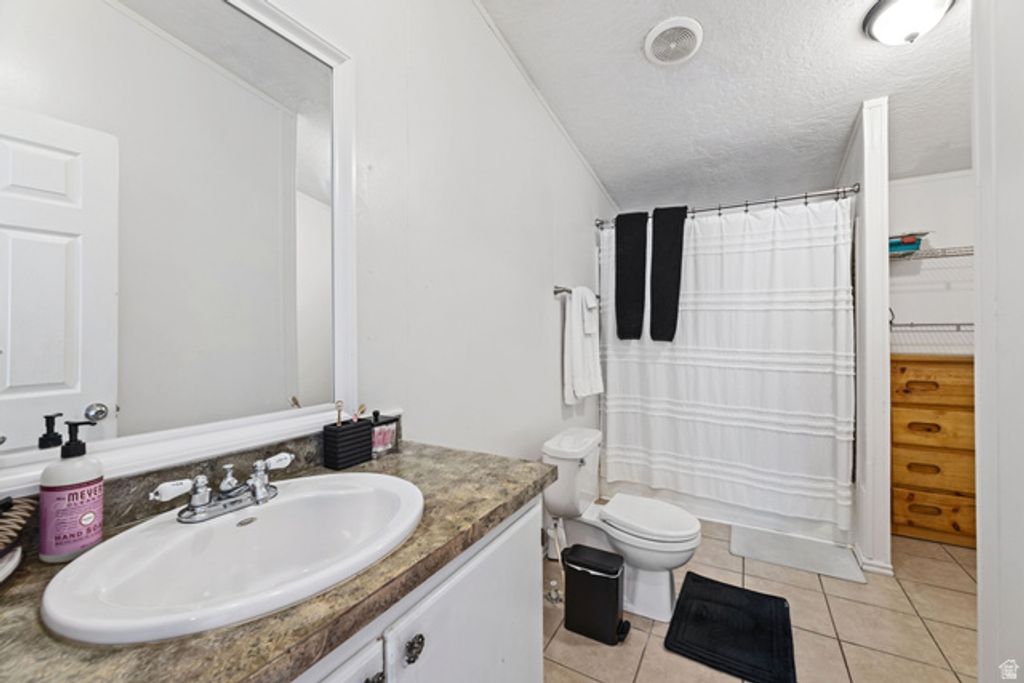 Image 8 of property listing at 255 N 1600 W #103, Provo, UT 84601