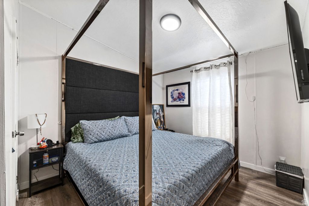 Image 9 of property listing at 255 N 1600 W #103, Provo, UT 84601