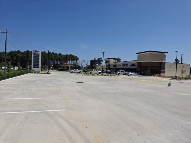 326 County Road 3545, Cleveland, TX 77327