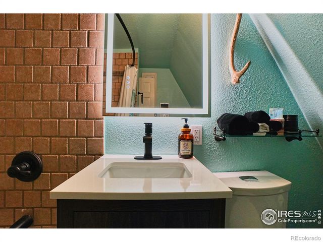 2170 Apex Valley Road, Black Hawk, CO 80422