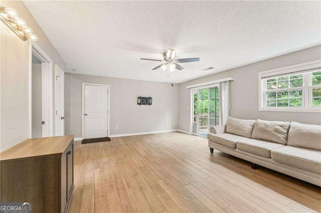 280 Wentworth Drive, Canton, GA 30114