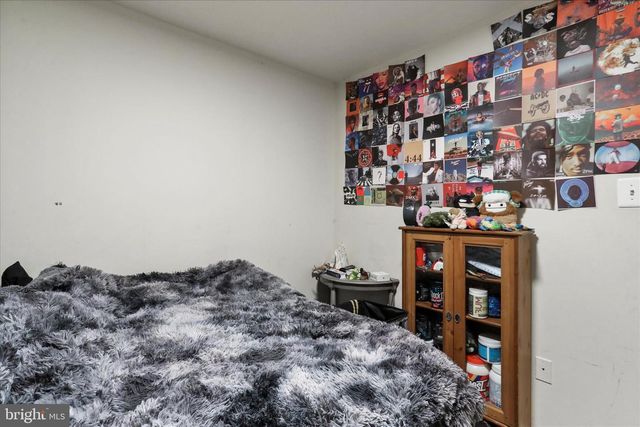 2015 ROSECRANS CT, Frederick, MD 21702