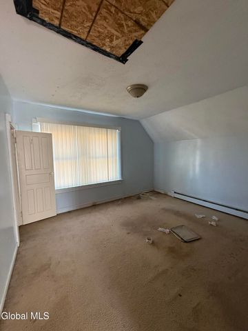 1339 Bradford Street, Schenectady, NY 12306