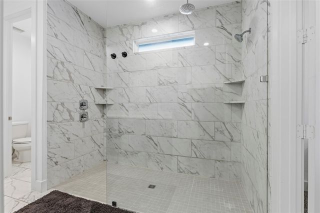 318 Springfield Terrace Drive, Conroe, TX 77304
