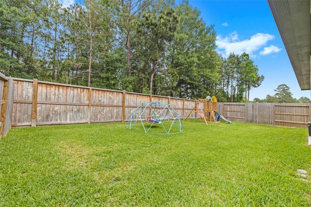 318 Springfield Terrace Drive, Conroe, TX 77304