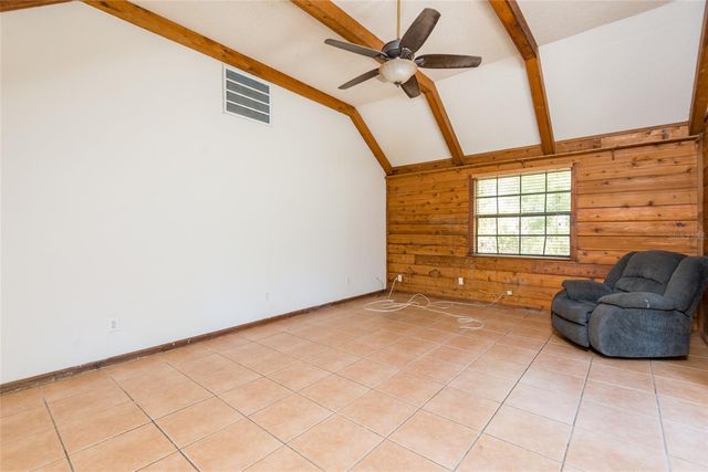 2641 MCINTOSH ROAD, Dover, FL 33527