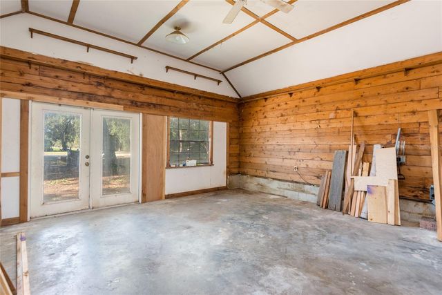 2641 MCINTOSH ROAD, Dover, FL 33527