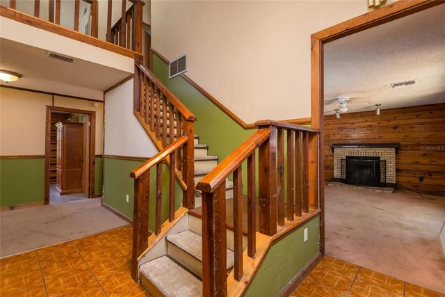 2641 MCINTOSH ROAD, Dover, FL 33527