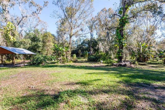 2641 MCINTOSH ROAD, Dover, FL 33527