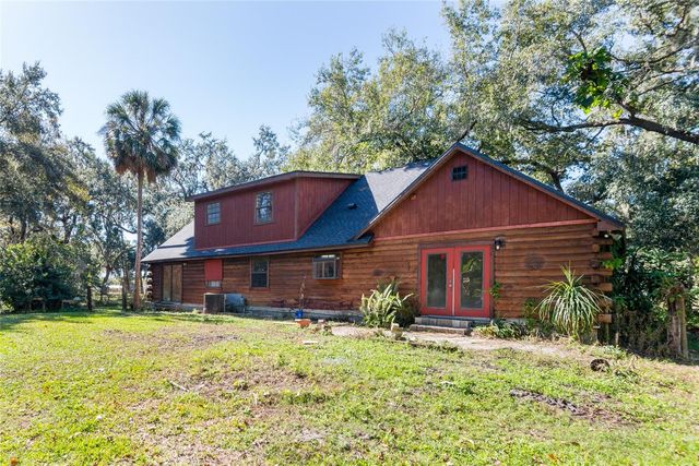 2641 MCINTOSH ROAD, Dover, FL 33527