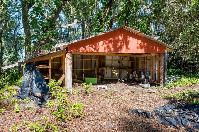 2641 MCINTOSH ROAD, Dover, FL 33527