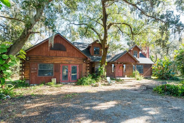 2641 MCINTOSH ROAD, Dover, FL 33527