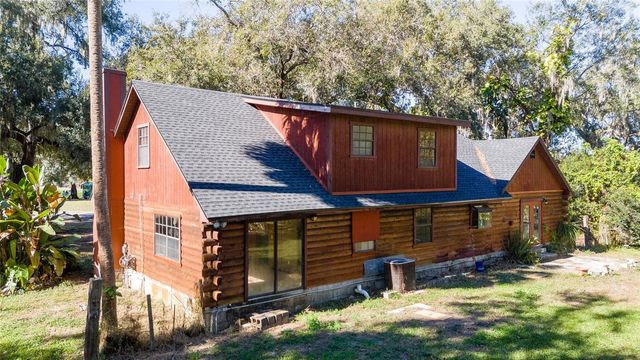 2641 MCINTOSH ROAD, Dover, FL 33527