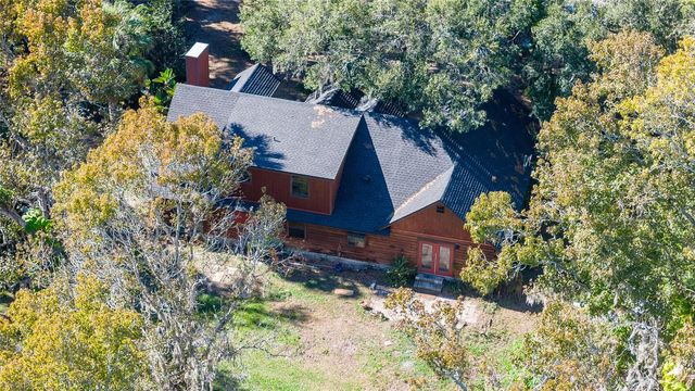 2641 MCINTOSH ROAD, Dover, FL 33527