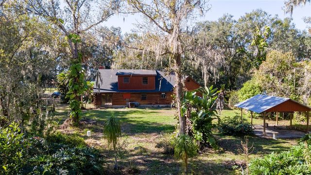 2641 MCINTOSH ROAD, Dover, FL 33527